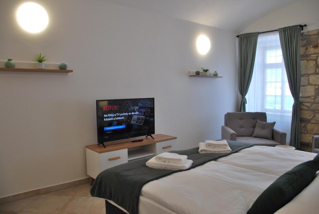 White Swan Boutique Apartments 프라하 외부 사진