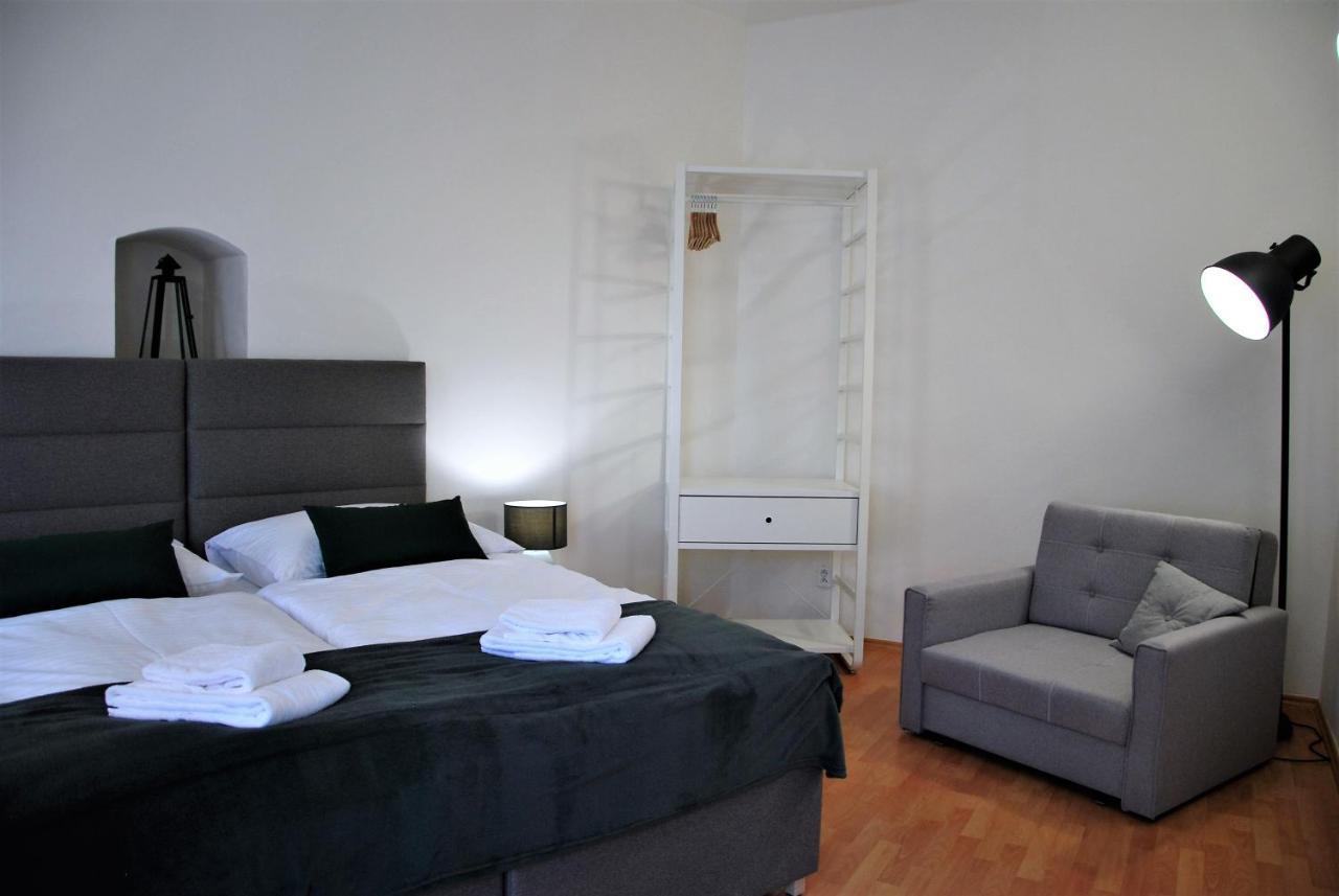 White Swan Boutique Apartments 프라하 외부 사진