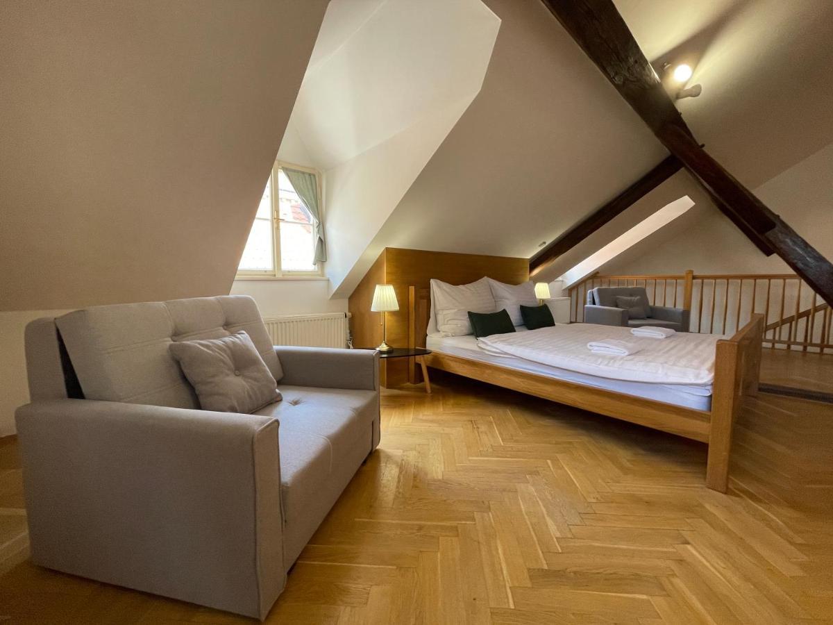White Swan Boutique Apartments 프라하 외부 사진