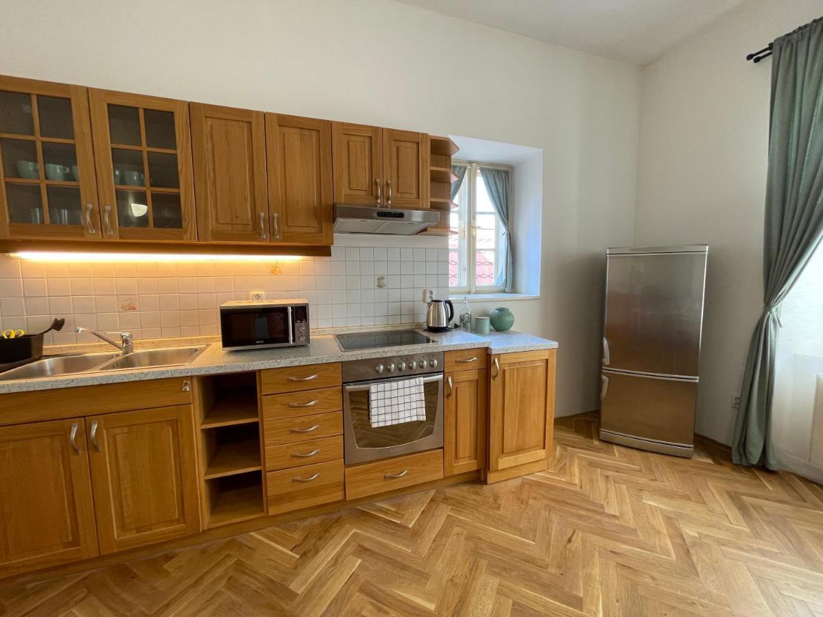 White Swan Boutique Apartments 프라하 외부 사진