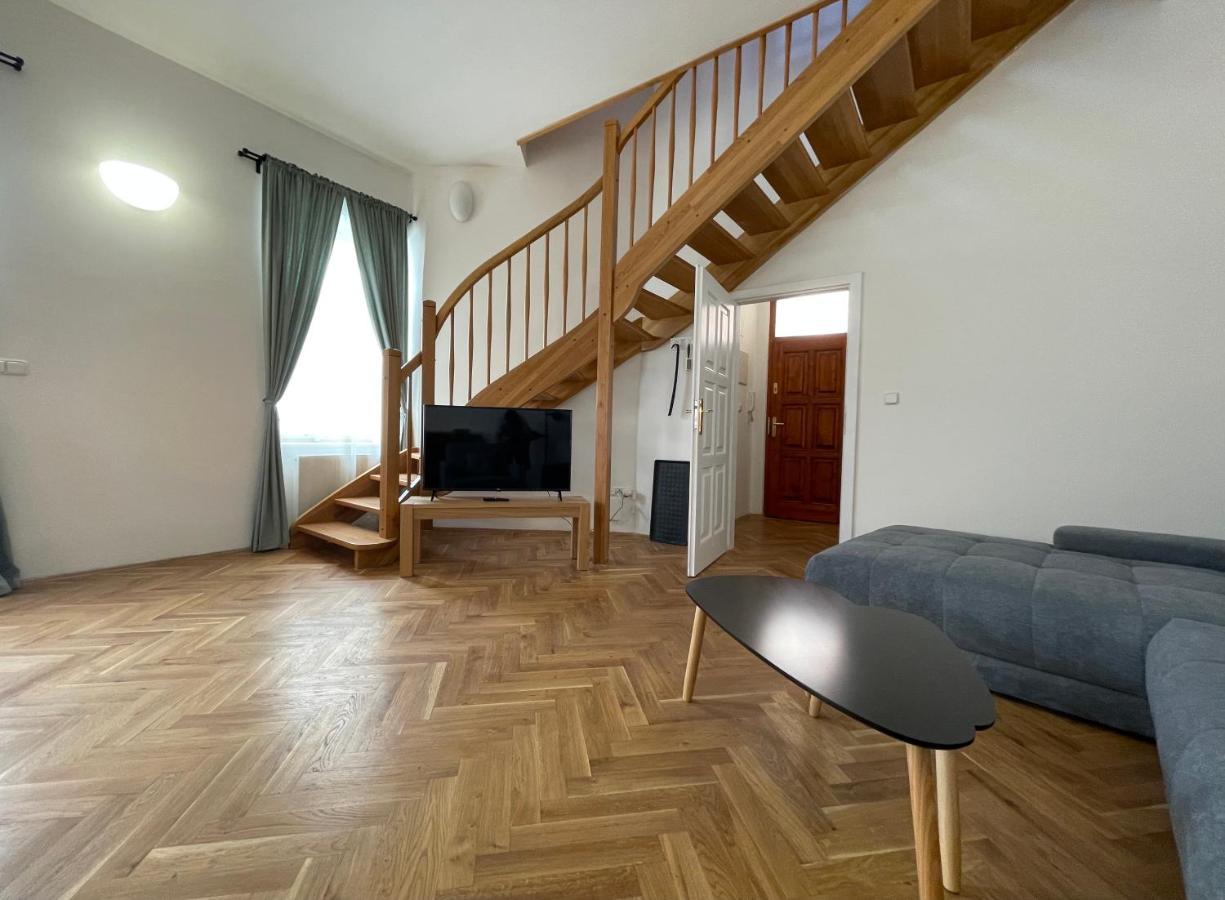 White Swan Boutique Apartments 프라하 외부 사진