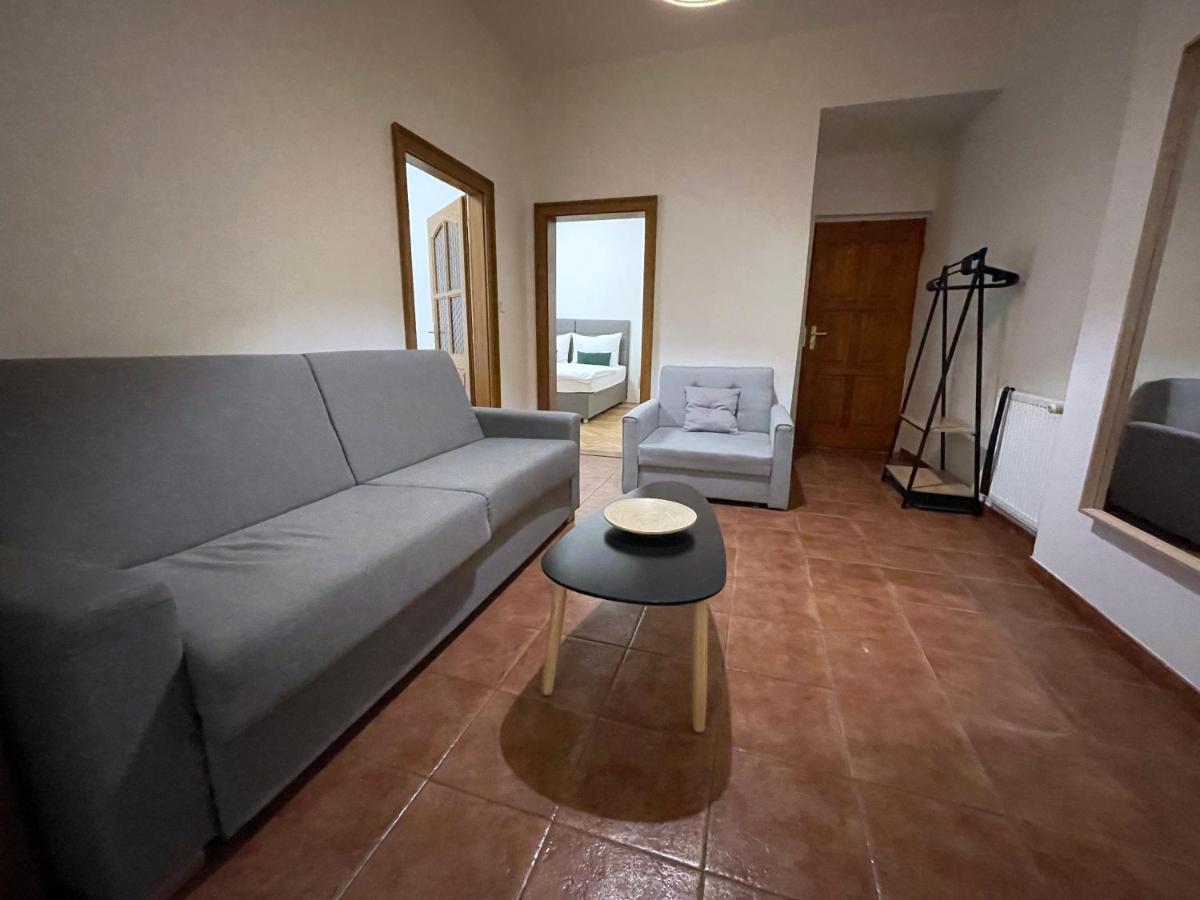 White Swan Boutique Apartments 프라하 외부 사진