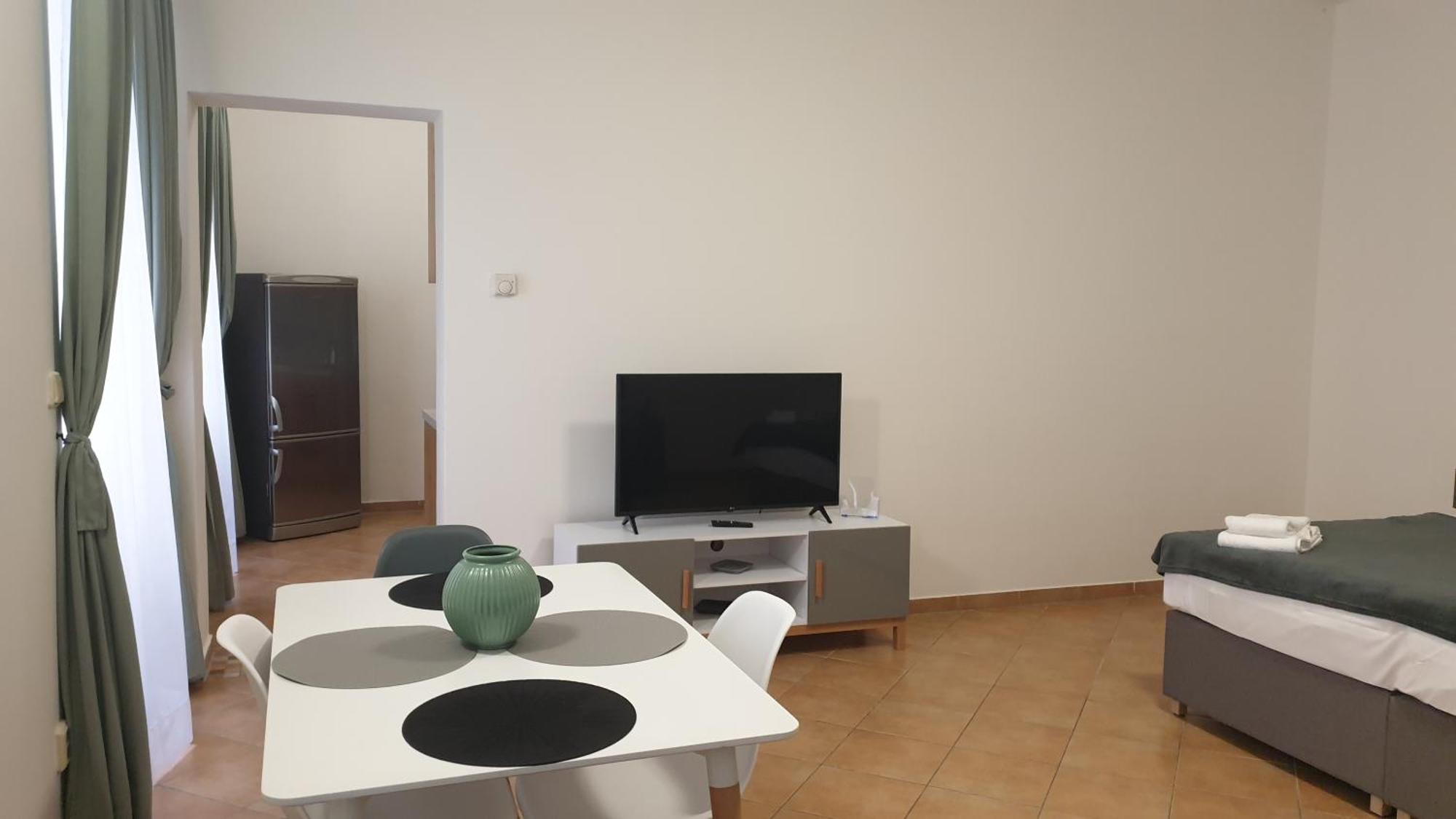 White Swan Boutique Apartments 프라하 외부 사진